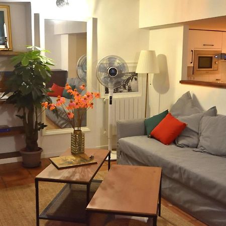 Apartment 33 On The Old Historic Senate Square Ніцца Екстер'єр фото