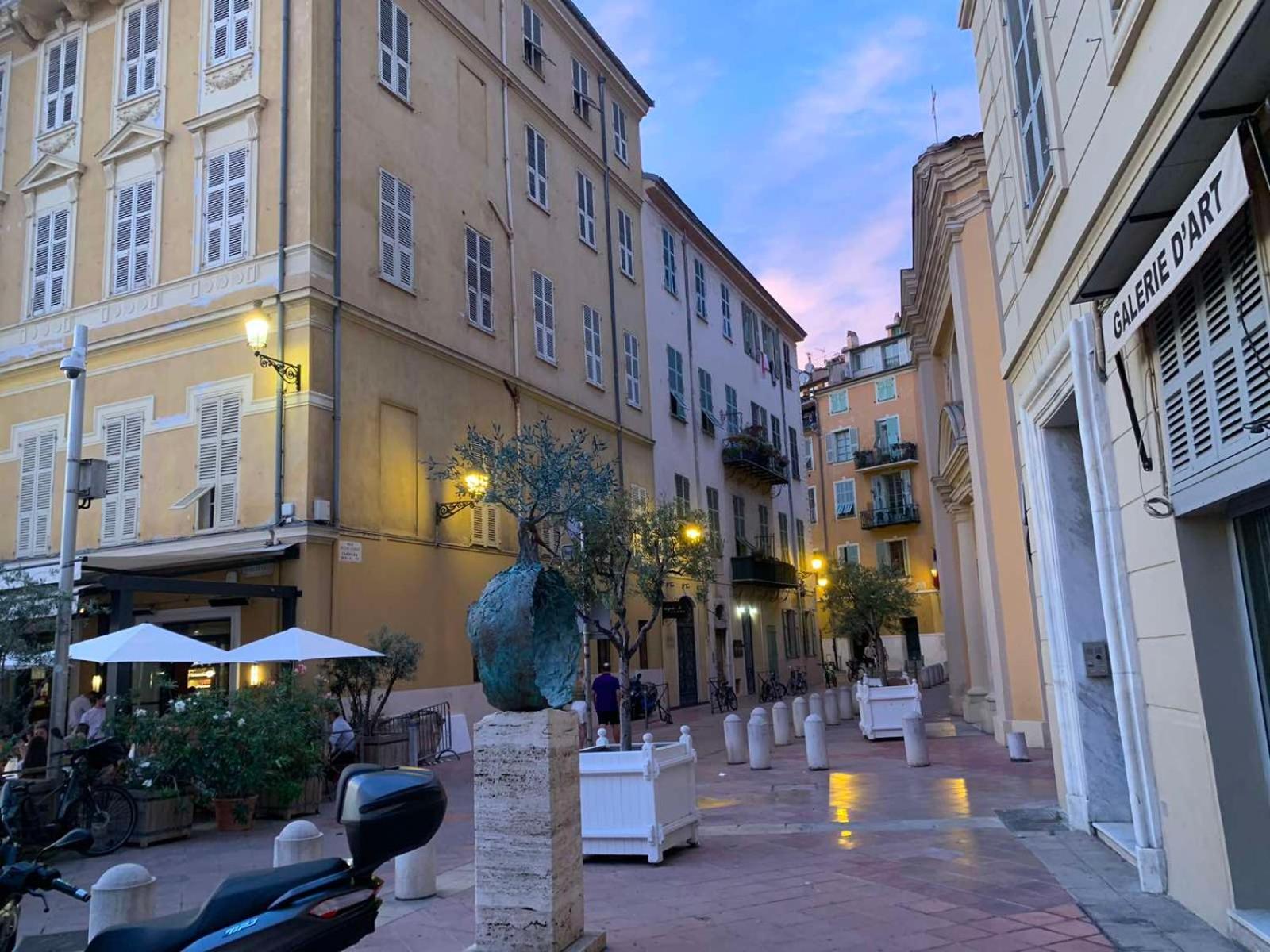 Apartment 33 On The Old Historic Senate Square Ніцца Екстер'єр фото